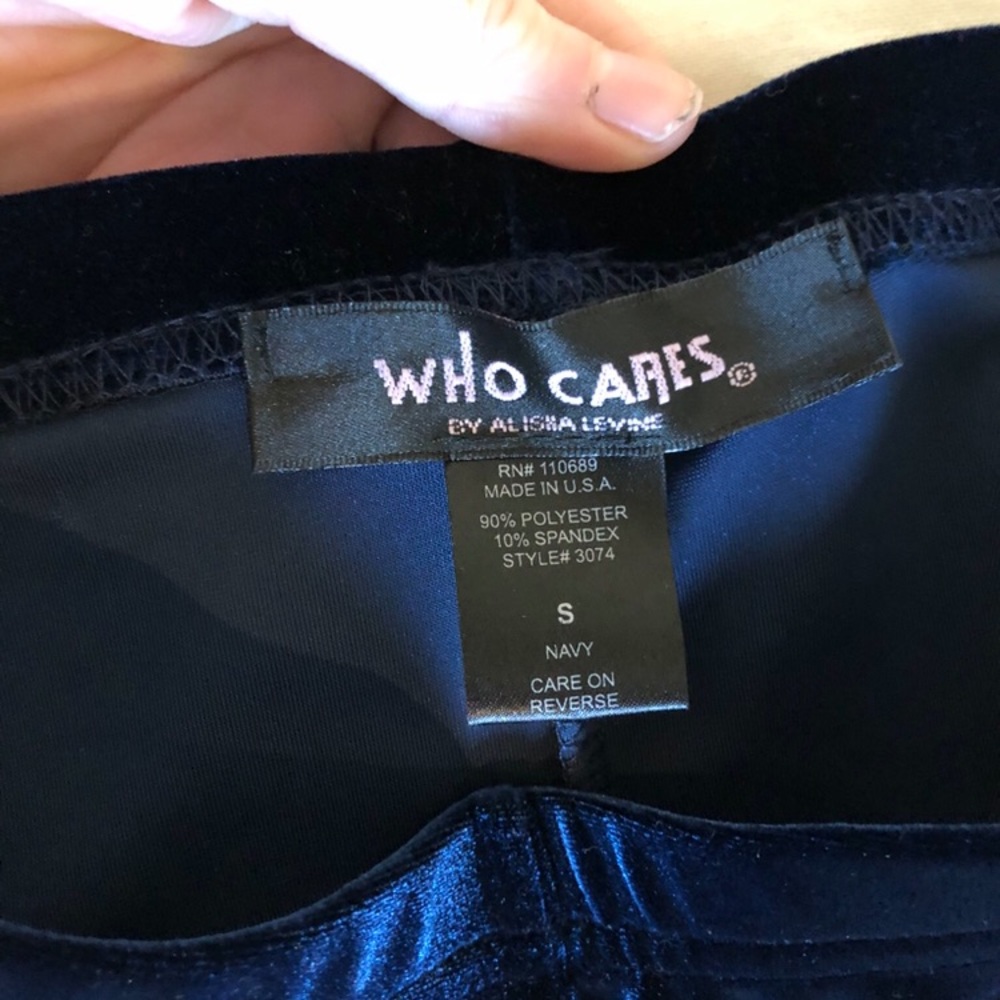 Navy velvet leggings